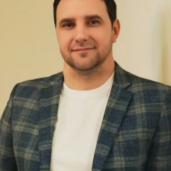 Дмитрий Сергеев